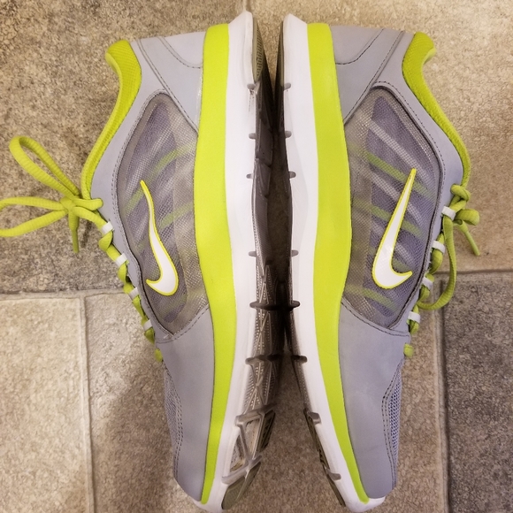 Nike trainers - Picture 2 of 5